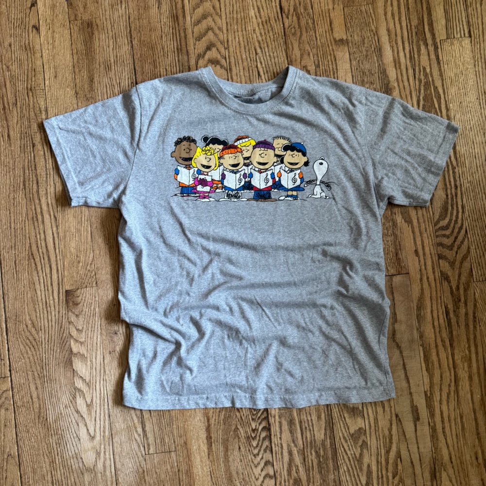 Peanuts Gray Short Sleeve Tee with Cartoon Graphic